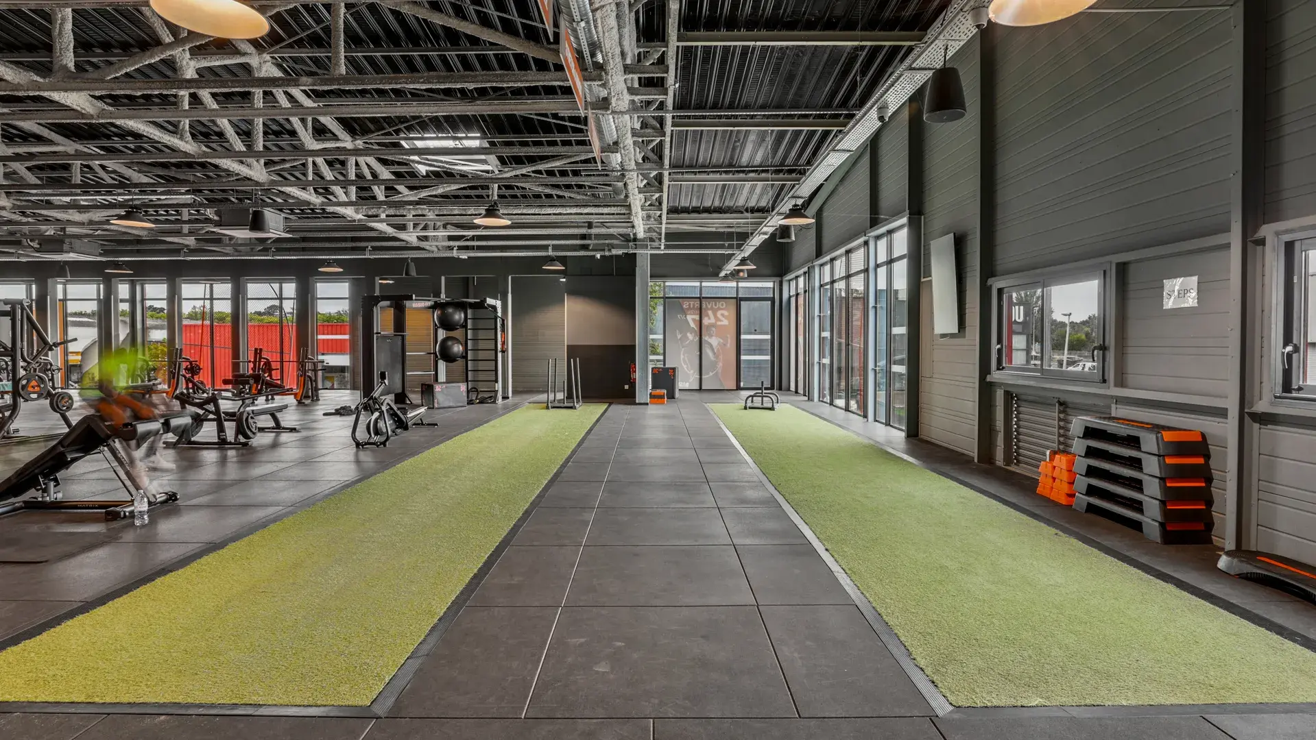 Images Basic-Fit 24/7