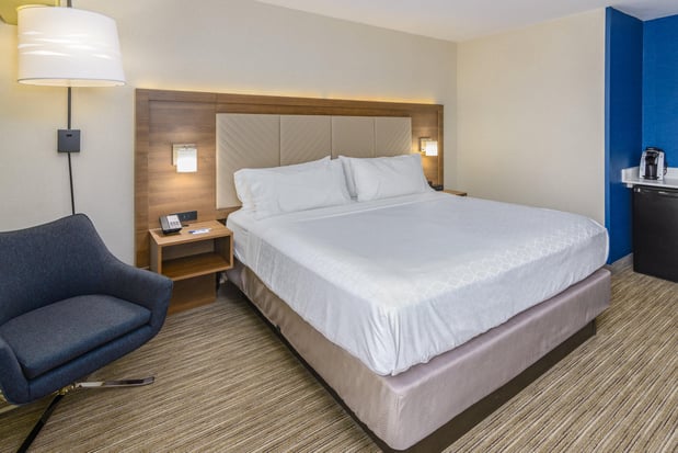 Images Holiday Inn Express Southington by IHG
