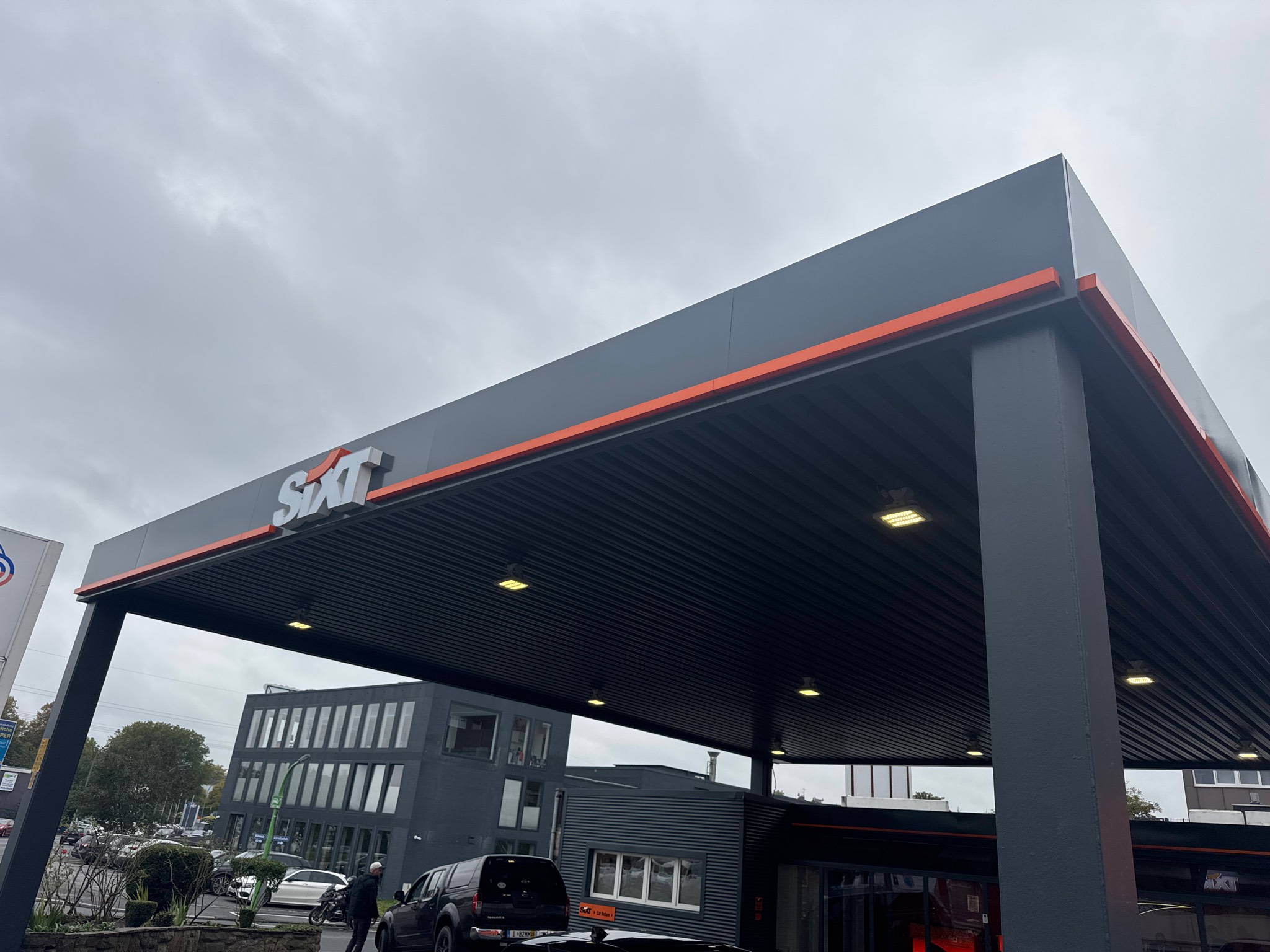 SIXT Mietwagen & Transporter mieten Dortmund Borsigplatz, Im Spaehenfelde 51 in Dortmund