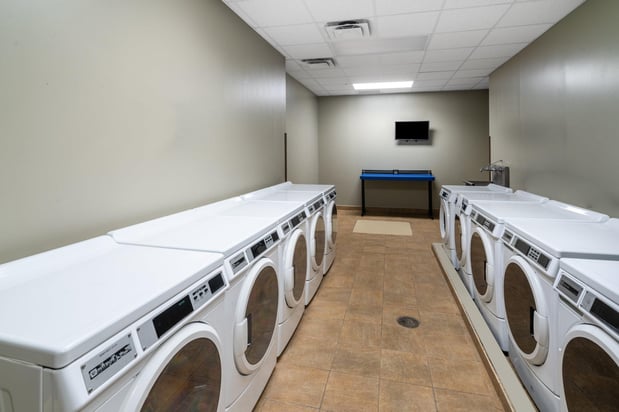 Images Holiday Inn Express Abrams Hall