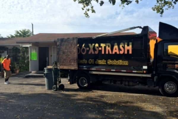 XS Trash | Miami Junk Removal & Hauling Service XS Trash Miami (305)459-1154