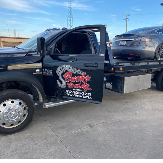 Images Bucks  Towing