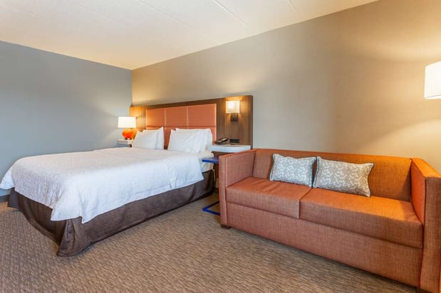 Images Hampton Inn Madison East