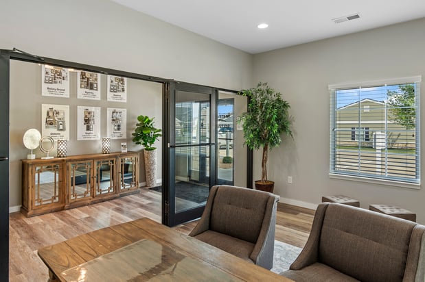 Images The Villages of Whitewater