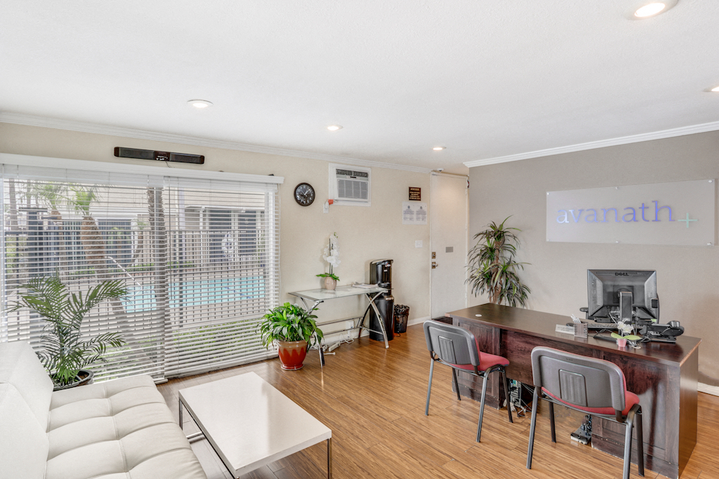 Leasing Office