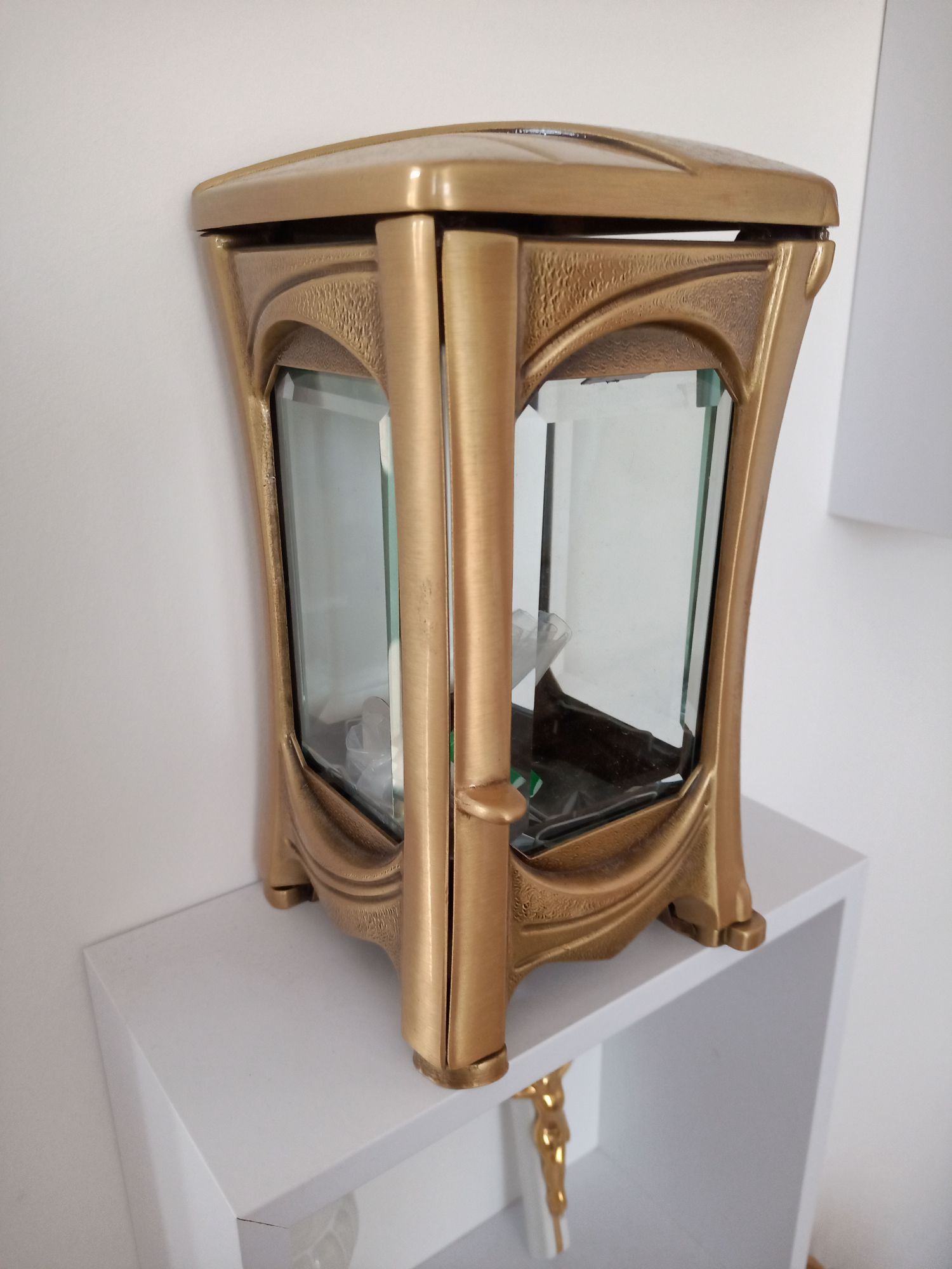 Images VARGA ZOLTÁN KŐFARAGÓ-MŰKŐKÉSZÍTŐ