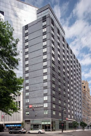 Images Hilton Garden Inn Long Island City New York