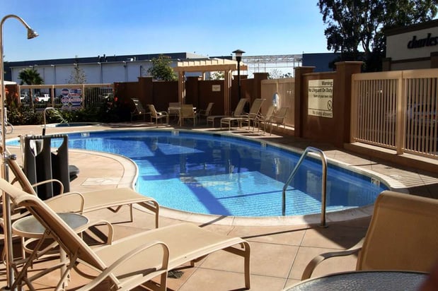Images Hampton Inn and Suites Seal Beach