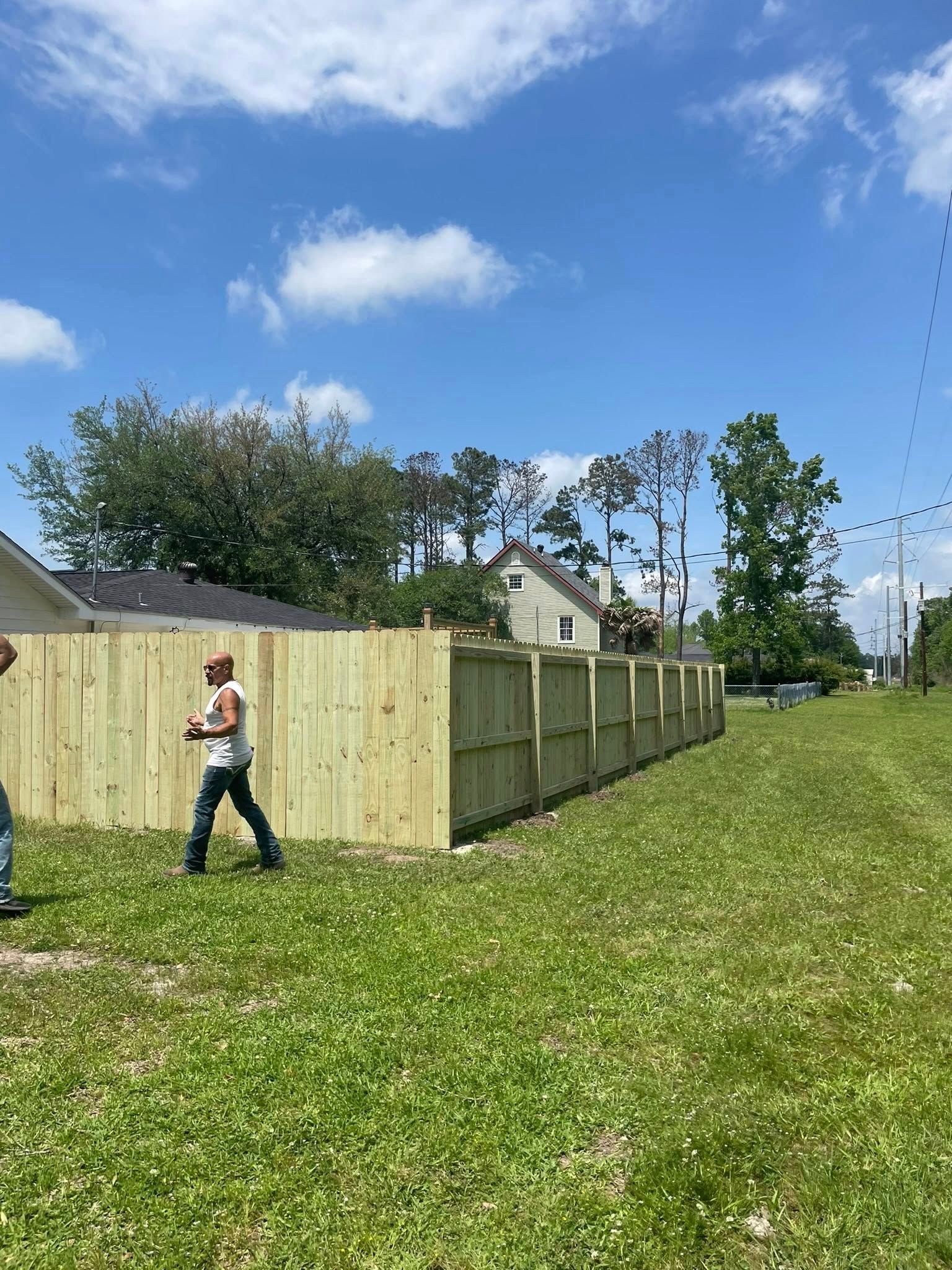 Willie's Fence & Deck Company