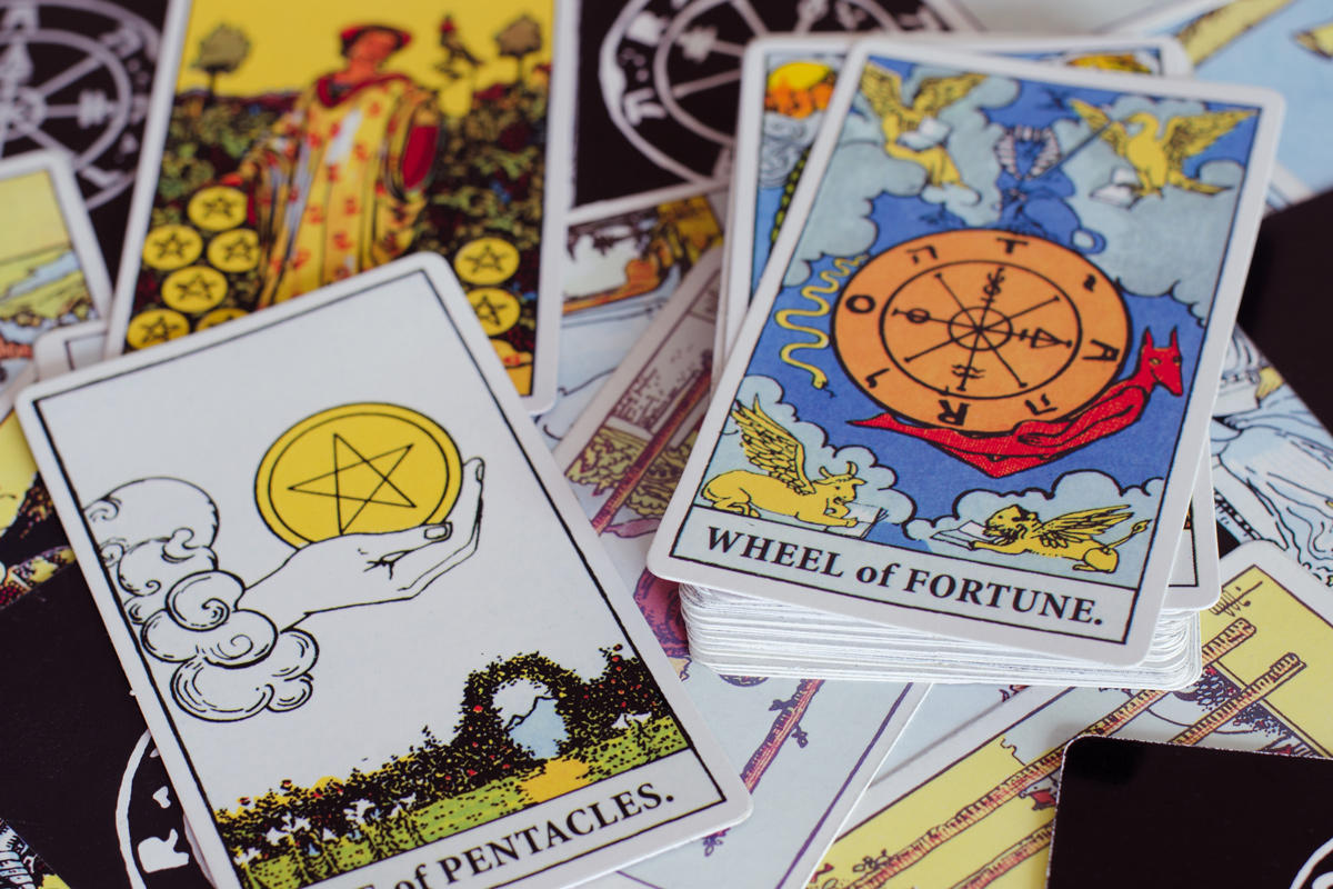 Tarot Card Readings - find out what the cards say about your life, love, relationships, money, job, and health.  Tells of the past, present, and future.
