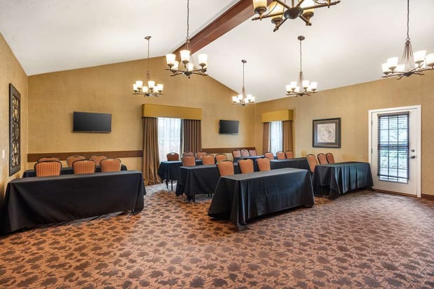 Images Best Western Plus Intercourse Village Inn & Suites