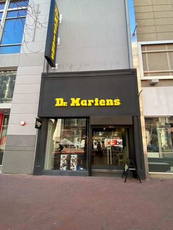 Images Dr. Martens Market Street