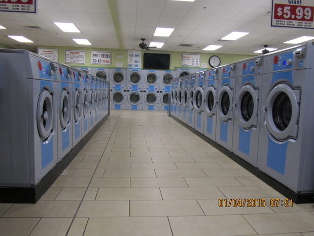 Images DeKalb Laundromat LLC