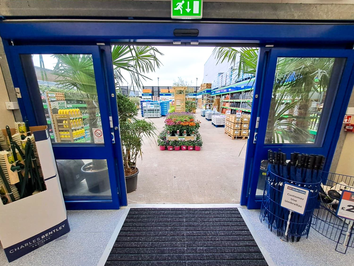 Images B&M Home Store with Garden Centre