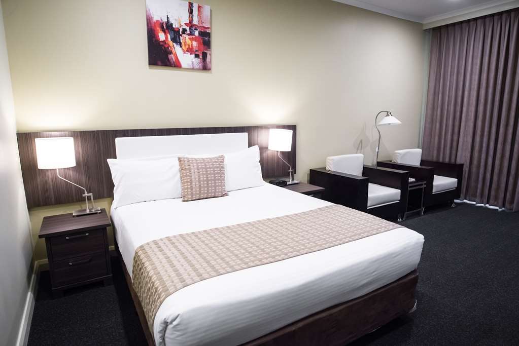 Executive Queen Room Best Western Airport Motel And Convention Centre Attwood (03) 9333 2200