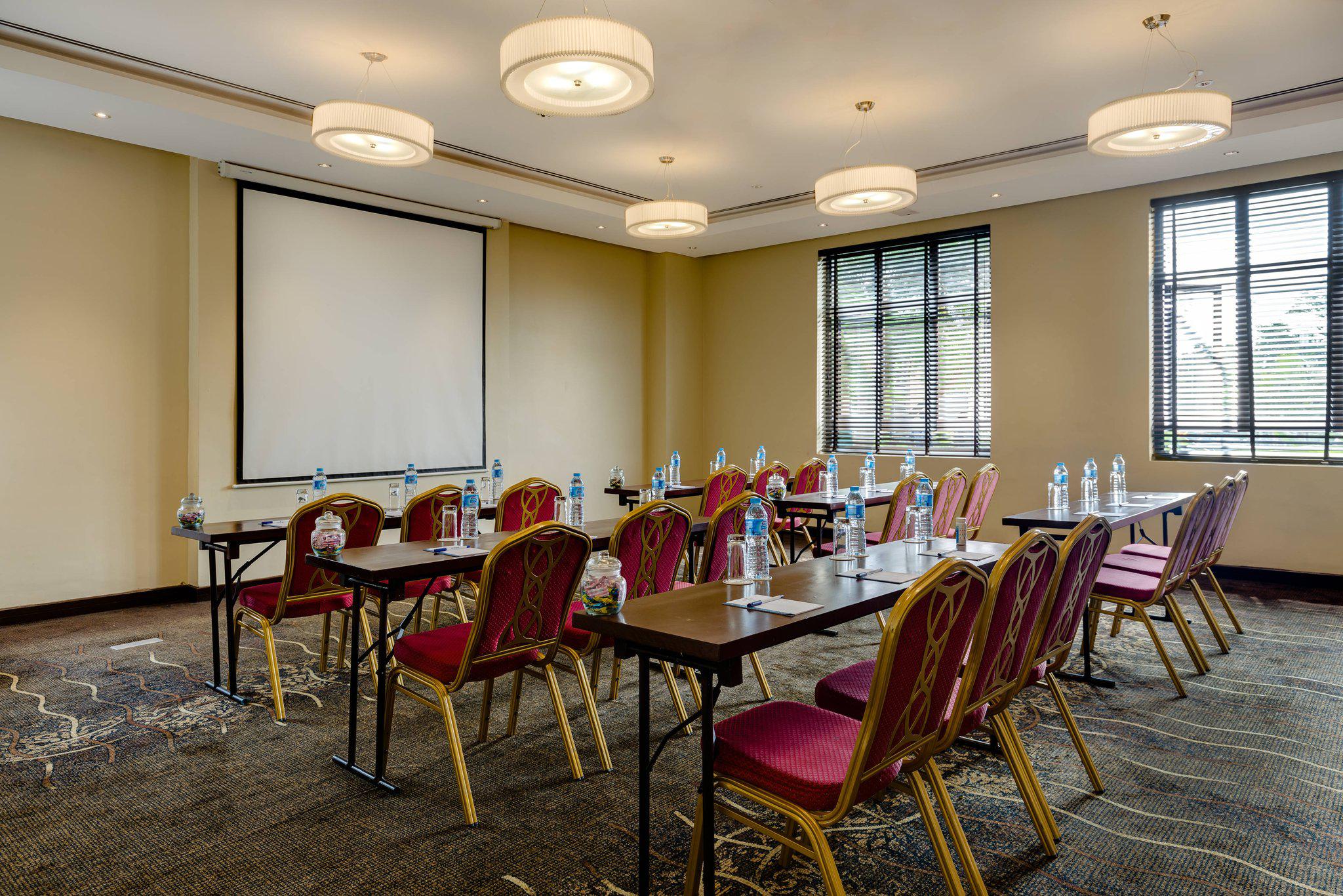 Fotos - Protea Hotel by Marriott Ikeja Select - 79