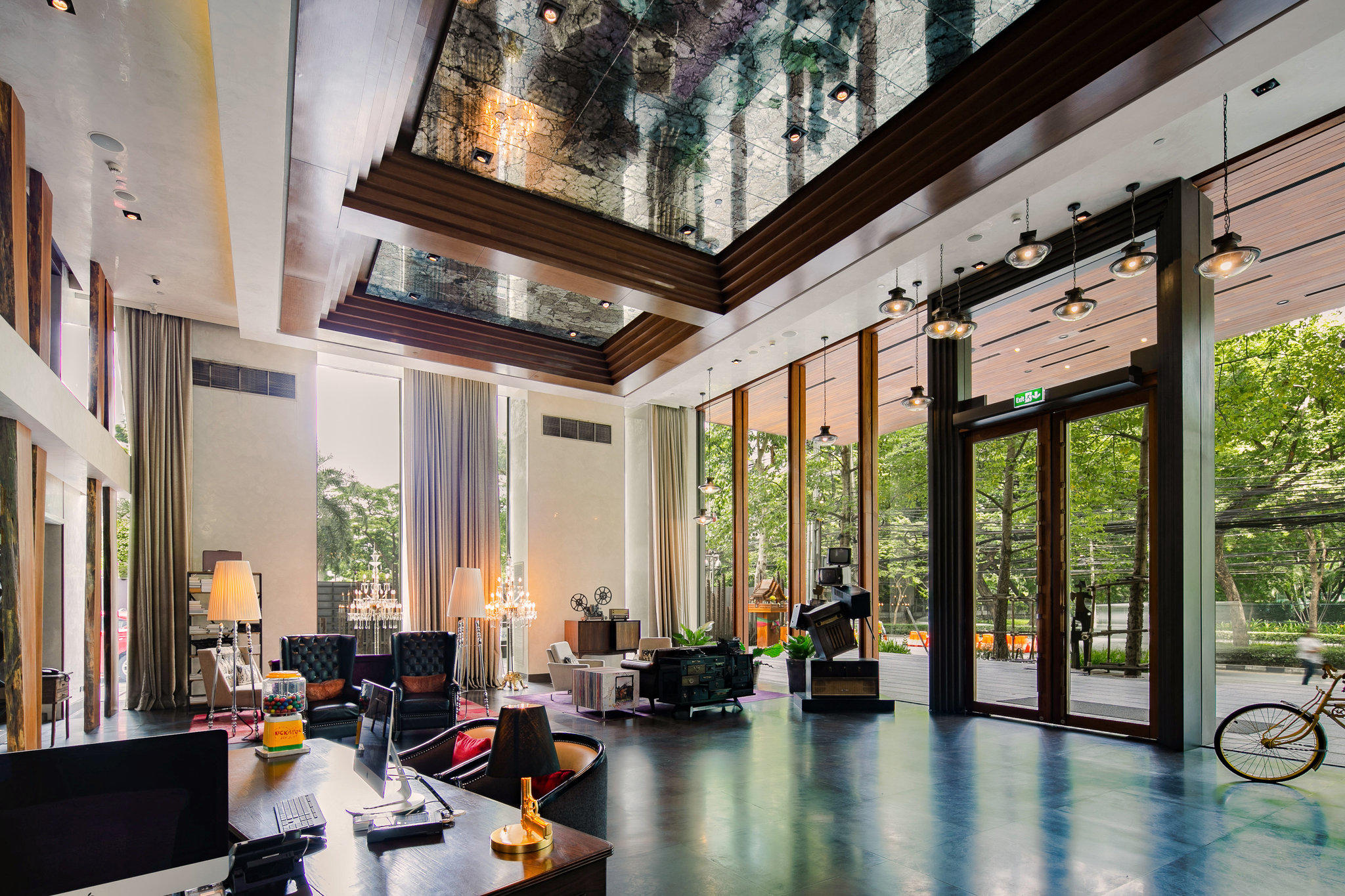 Hotel Indigo Bangkok Wireless Road by IHG