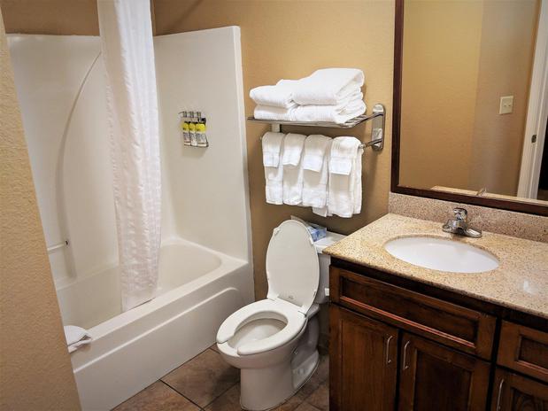 Images Candlewood Suites Macon by IHG