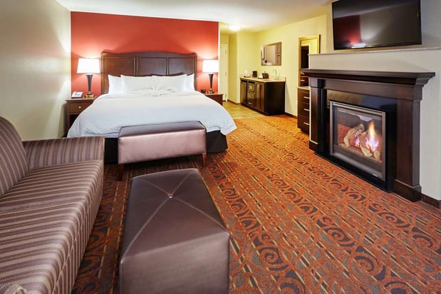 Images Hampton Inn & Suites Milwaukee/Franklin