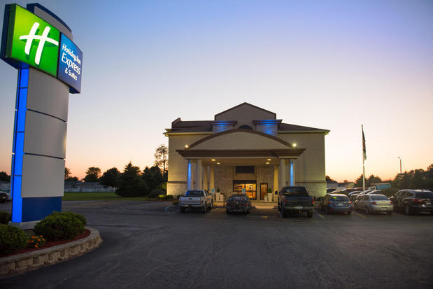 Images Holiday Inn Express & Suites Wauseon, an IHG Hotel