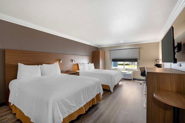 Images Best Western Plus Newport Mesa Inn