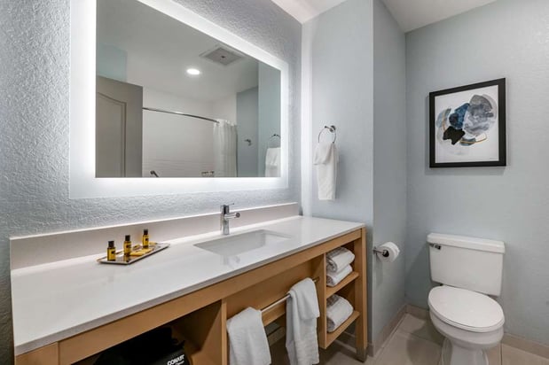 Images Best Western Plus Orlando East- UCF Area