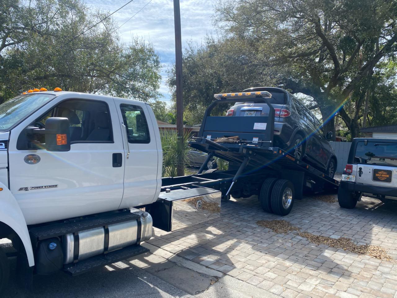 813 Towing & Transport Photo