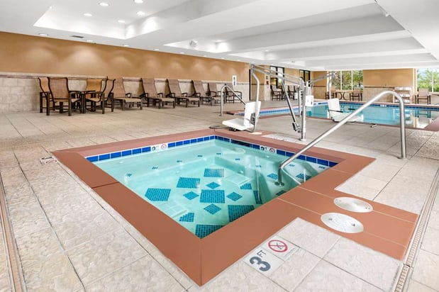 Images Hampton Inn & Suites Fairbanks