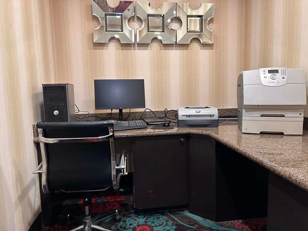 Images Express Inn Leesville Ft Johnson, SureStay Collection by Best Western