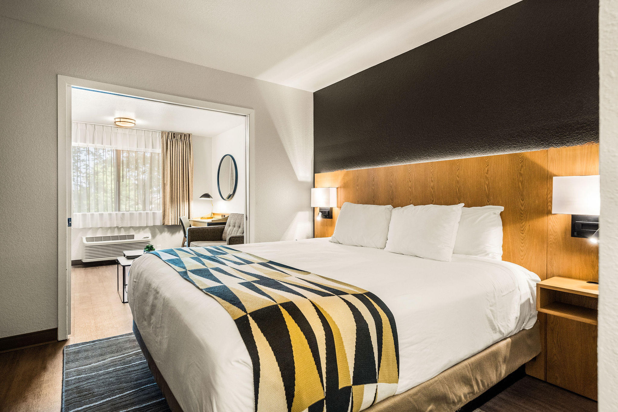 Oxford Suites Redding Guestrooms