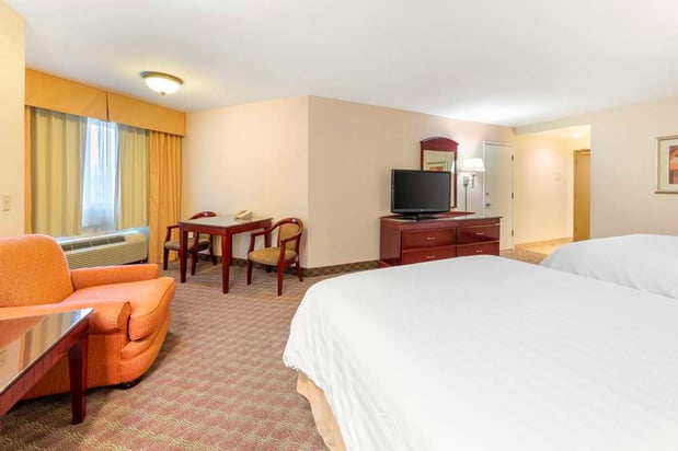 Images Best Western Plus West Covina Inn
