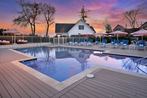 Images The Inn at Stonecliffe