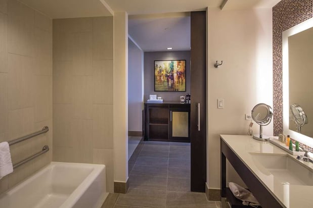 Images Hilton Dallas/Plano Granite Park
