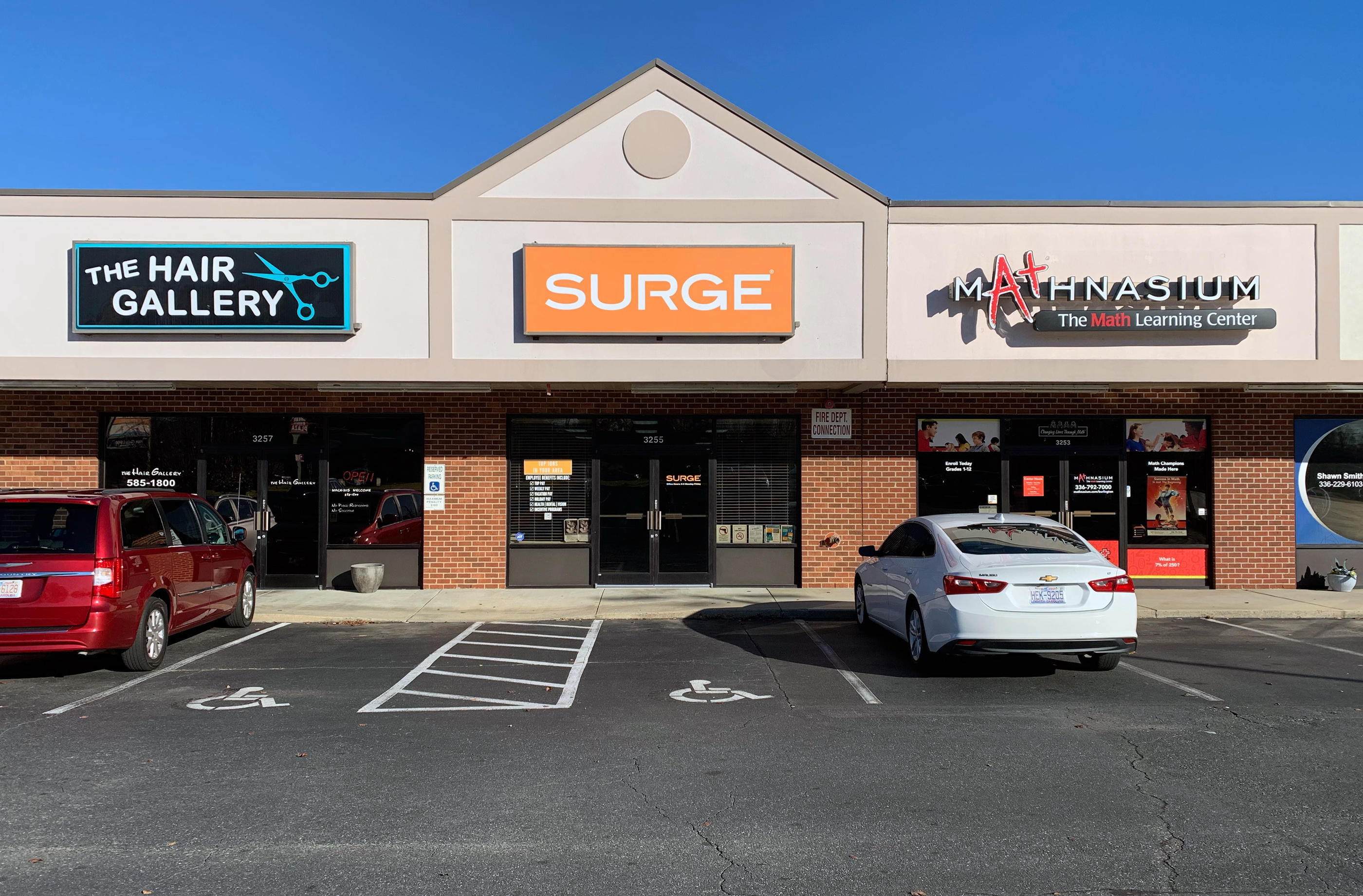 Looking for a job? Our Burlington, North Carolina SURGE Staffing branch has new positions that open up daily! You can contact our Burlington branch and our staffing specialists will work closely with you to ensure we find a job that you love!