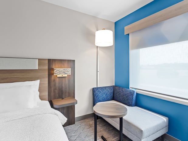Images Holiday Inn Express Peotone by IHG