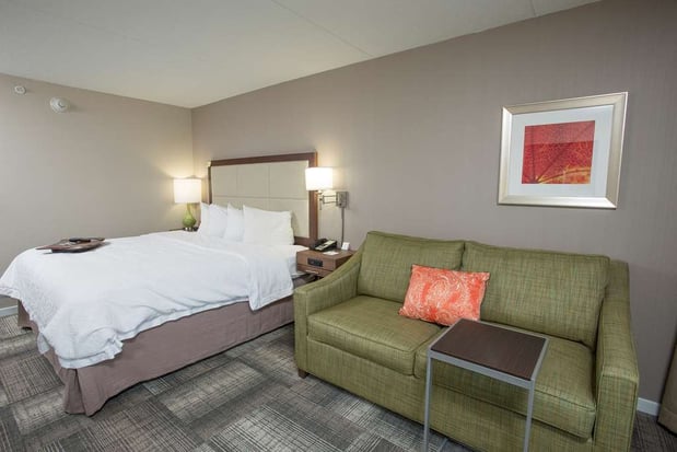 Images Hampton Inn & Suites Cincinnati-Union Centre