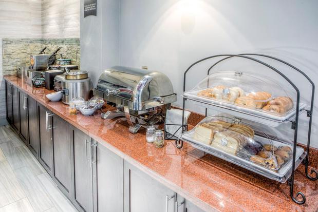 Images Staybridge Suites Columbus OSU-Medical Center by IHG