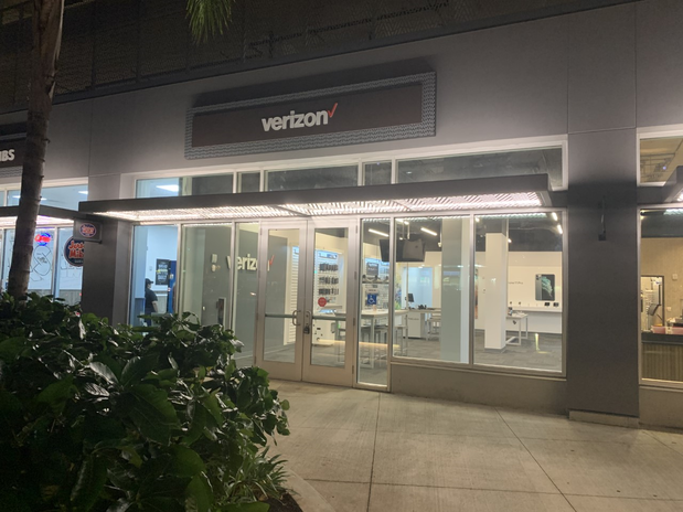 Images Verizon - CLOSED