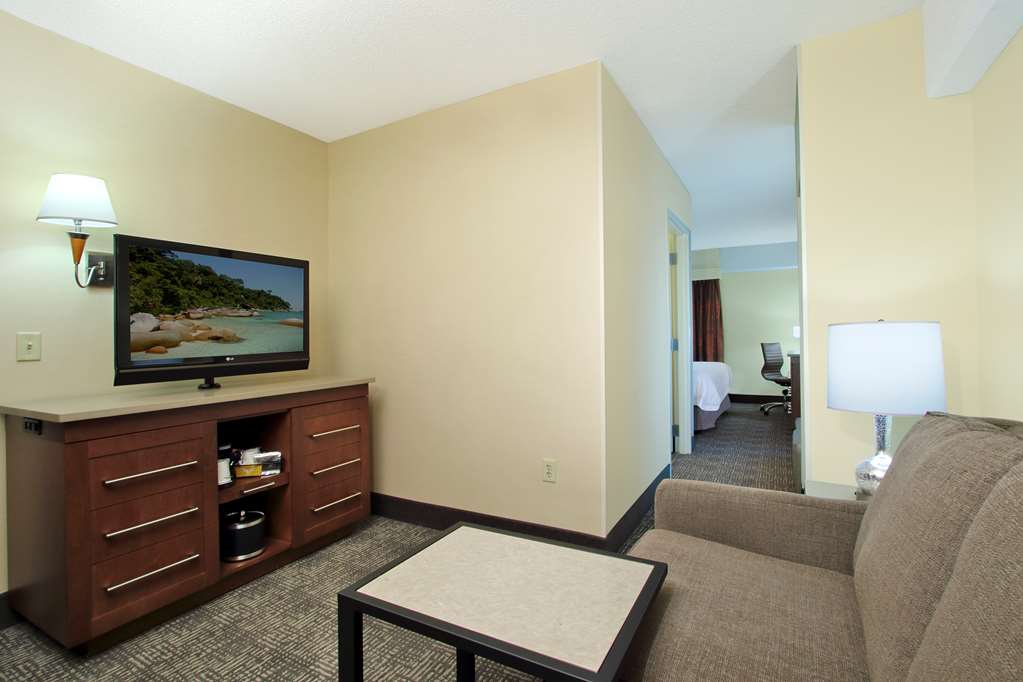 Guest room