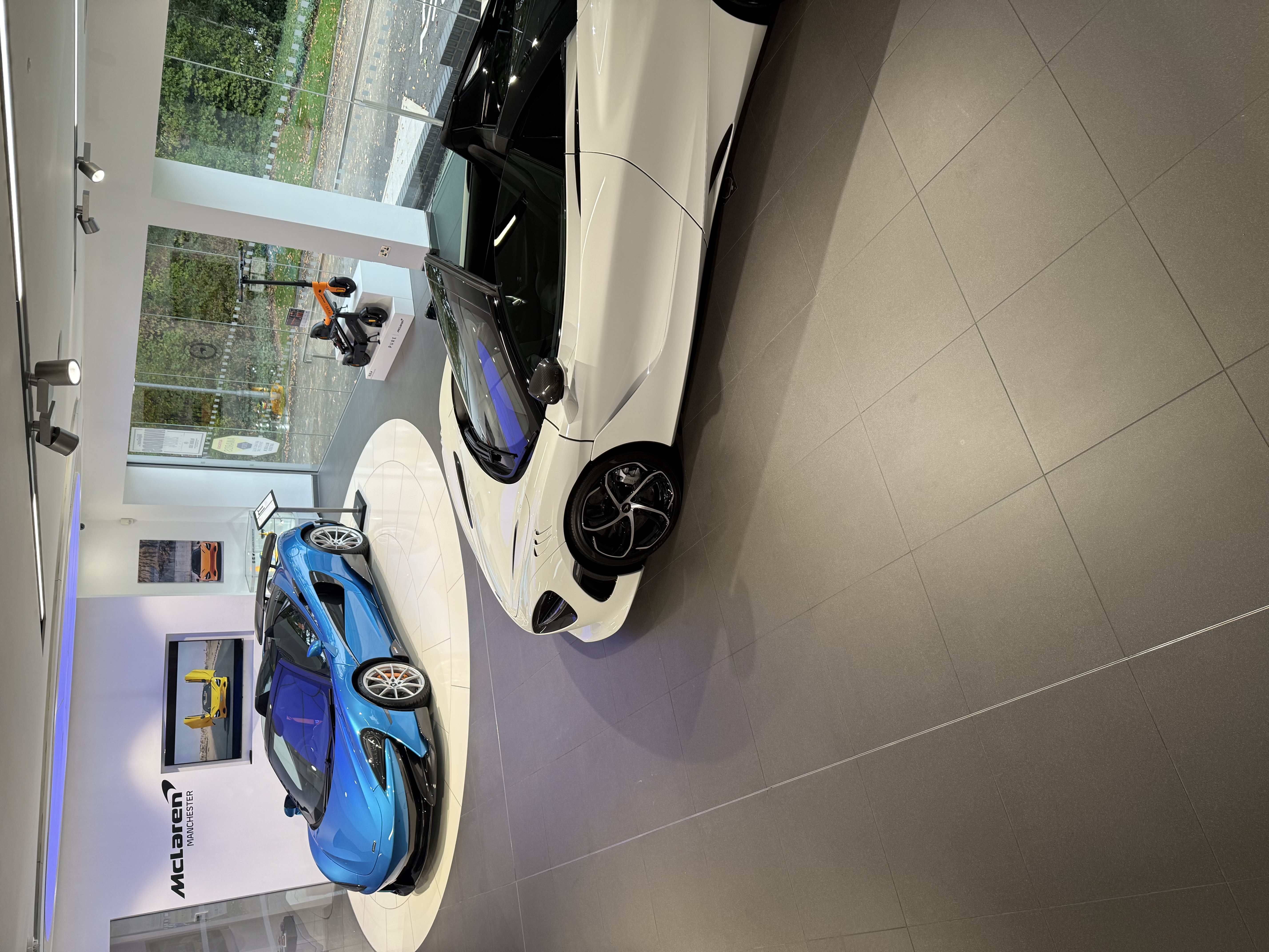 Images McLaren Manchester