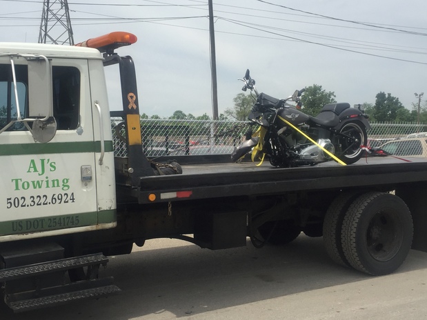 Images AJ's Towing Service