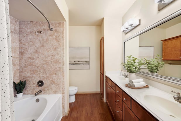 Images Camden Amber Oaks Apartments