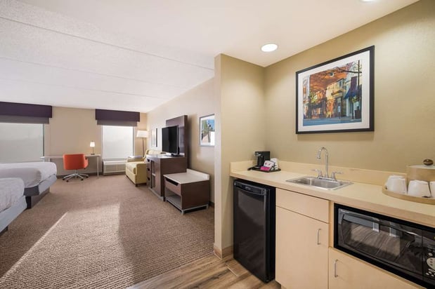 Images Hampton Inn McHenry