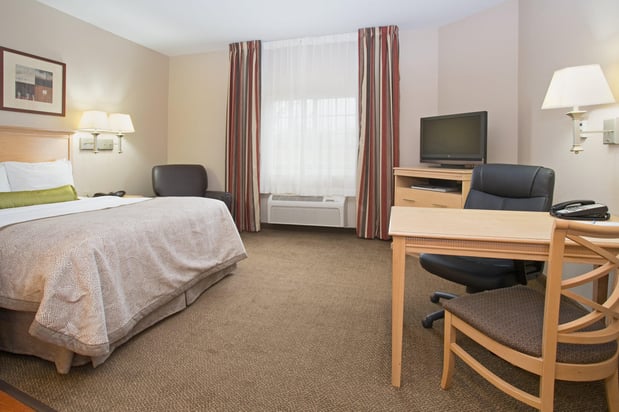 Images Candlewood Suites Peoria at Grand Prairie by IHG