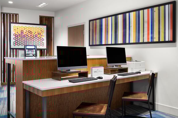 Images Holiday Inn Express & Suites Madison West - Middleton by IHG