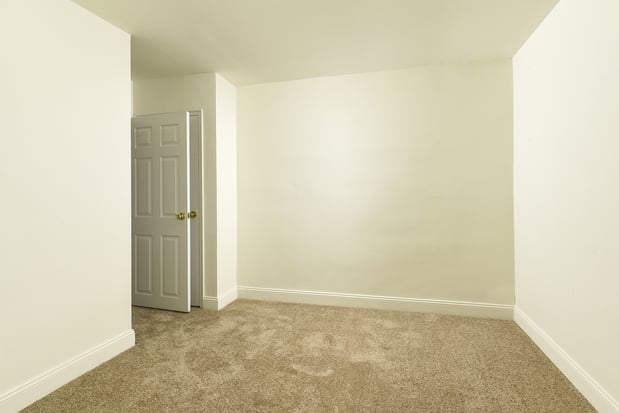 Images Greenville on 141 Apartments & Townhomes