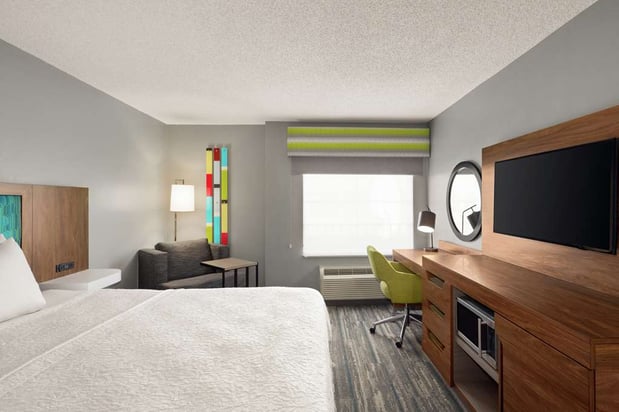 Images Hampton Inn & Suites Ft. Lauderdale Airport/South Cruise Port