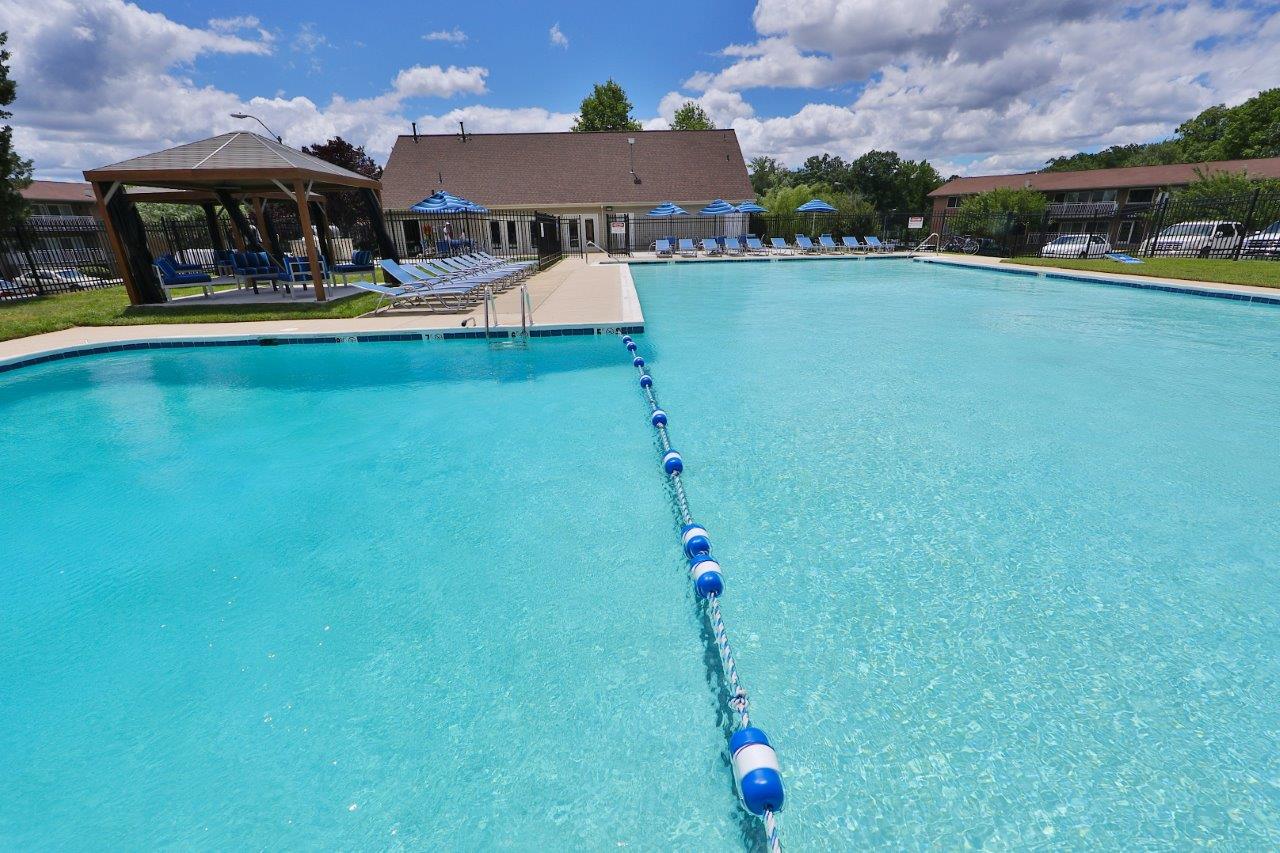 WIllow Lake Swimming Pool