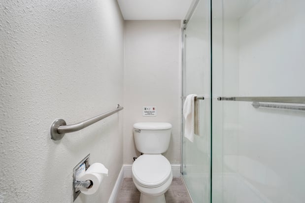 Images Quality Inn & Suites Airport Cruise Port Hollywood