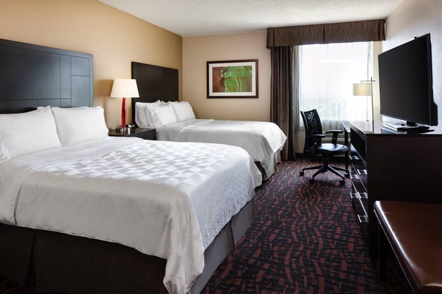 Images Holiday Inn Wichita East I-35 by IHG